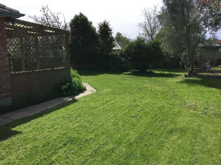 24 Westcott Street Dallington_2