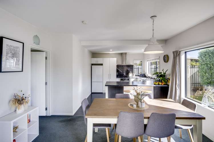 32 York Avenue Tamatea_5