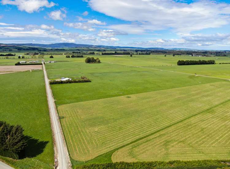 222 Boggyburn Road Winton Surrounds_9