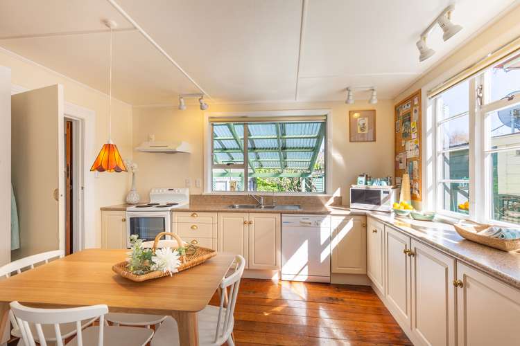 2 Tasman Street The Wood_0