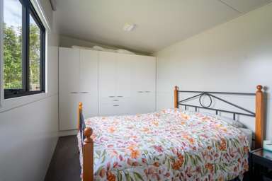 2/736 Acacia Bay Road_3