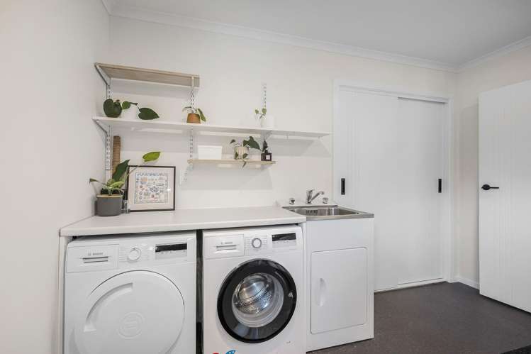 123 Silverstream Road Crofton Downs_13