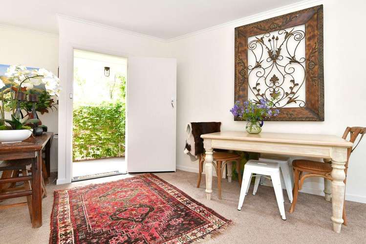  2/14 Dorchester Street Meadowbank_2