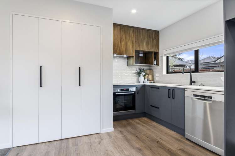 2/162 Springfield Road St Albans_6