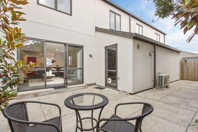 85 Burke Street Addington_11