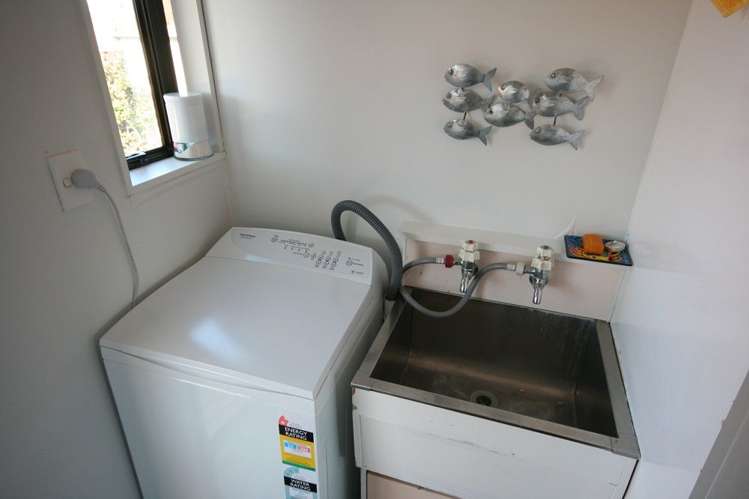 100 Susan Street Whangamata_12