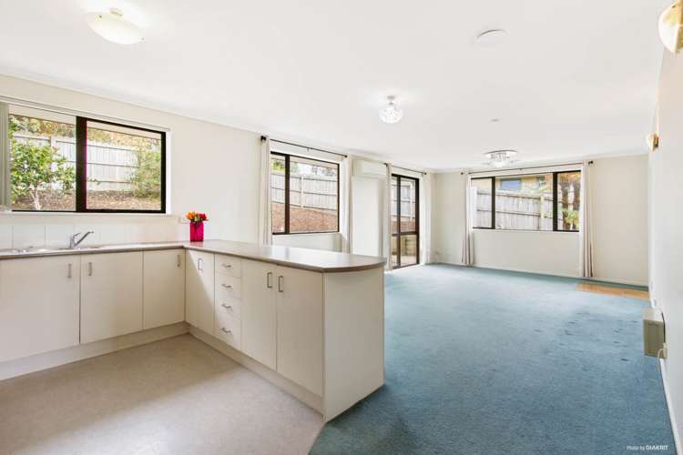 6 Plumstead Rise Glen Eden_6