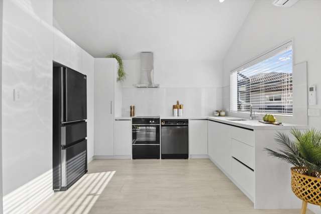 5a Hattaway Avenue Bucklands Beach_1