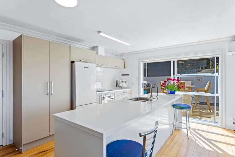 42 Swann Beach Road Stanmore Bay_8