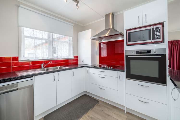 16 Papawai Road Greytown_3