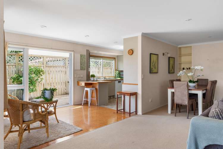25/690 Gladstone Road_0