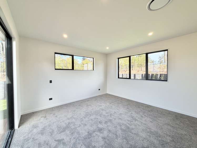 36 Skulander Crescent Millwater_13