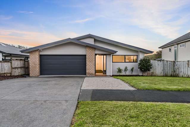 Your Contemporary Coastal Lifestyle Awaits