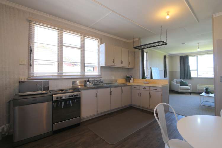 327 North Road Waikiwi_6