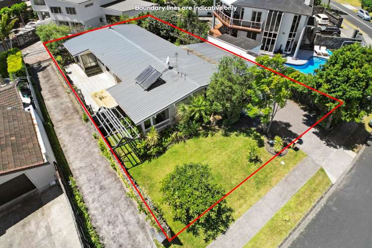 8 Andrea Place Sunnyhills_24