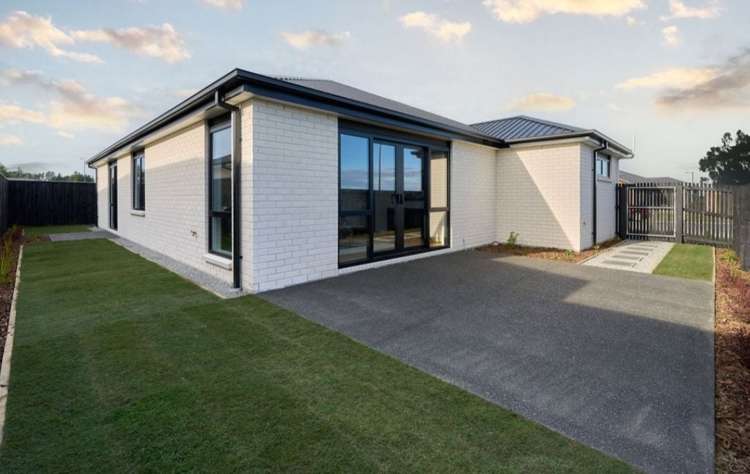 32 Monarch Drive Robinsons Bay_3