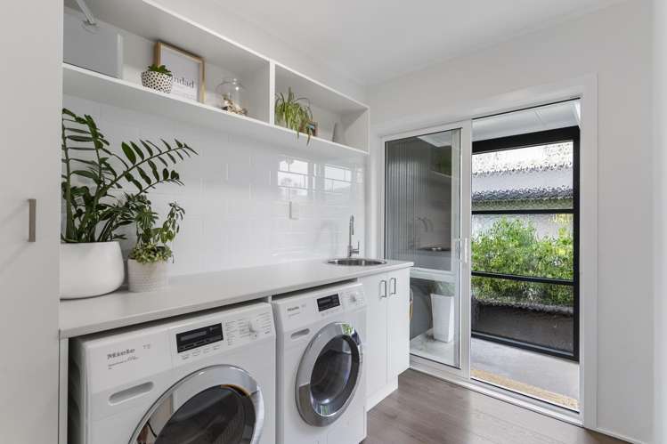 1 Kilduff Place Mairangi Bay_18