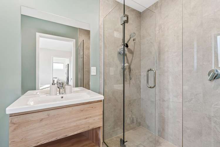 9 Caton Street Lake Hawea_16