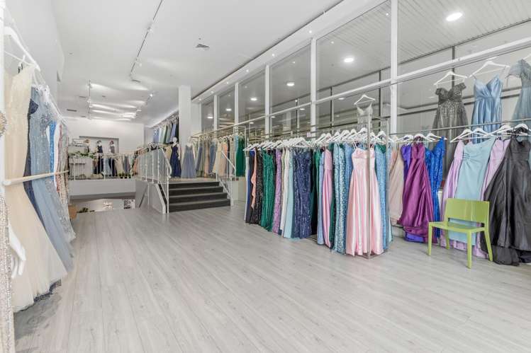 178 Broardway Newmarket_6