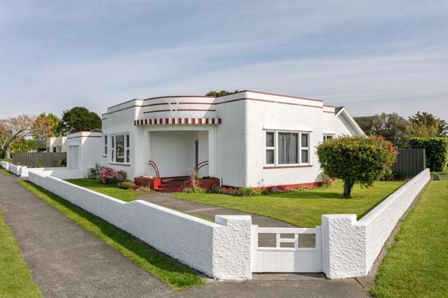 Close to local Gisborne cbd