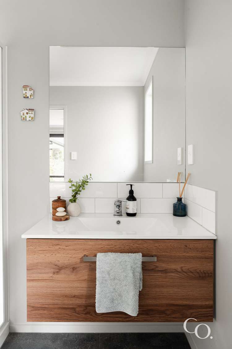 14 Cowell Crescent Pyes Pa_16