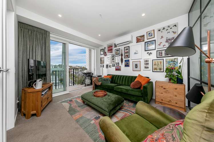 502/1817A Great North Road_0