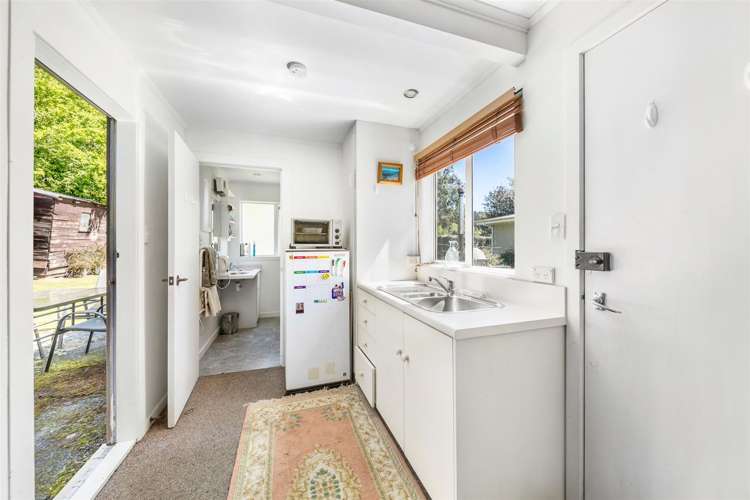 16 Reid Avenue Luggate_17