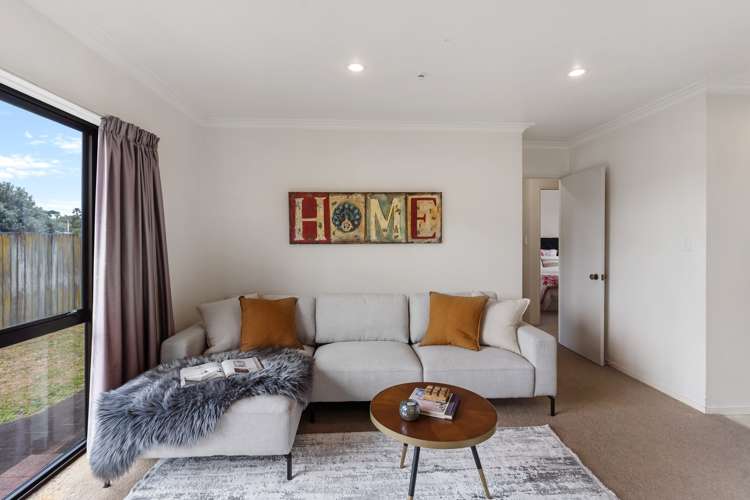 2/10 Great South Road Papakura_9