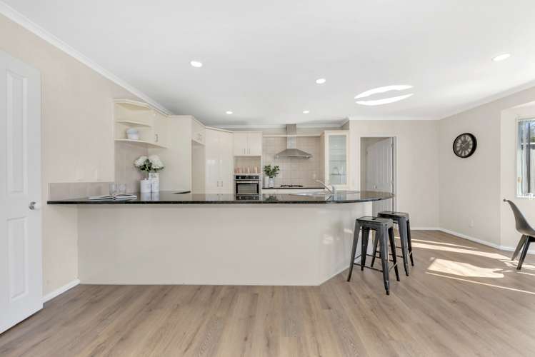 56 Claremont Way East Tamaki Heights_14