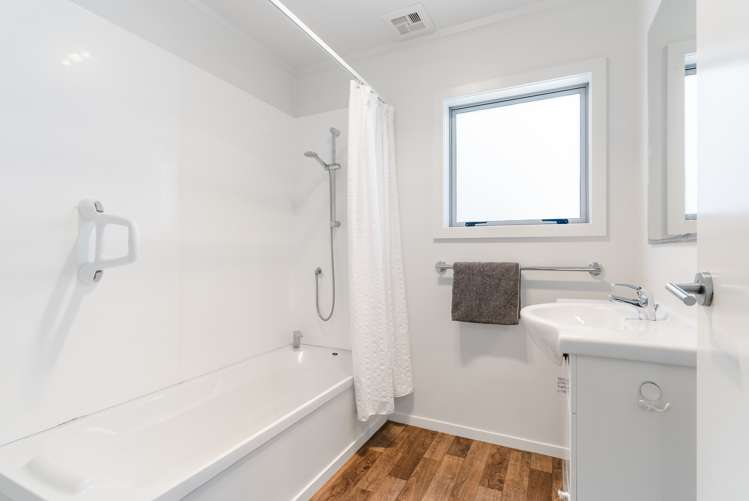 172 Albany Highway Greenhithe_8