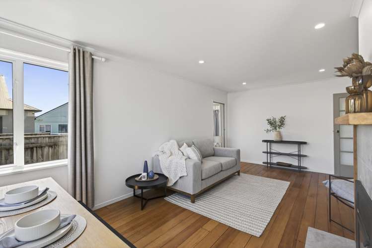 10 Chard Street Westown_8