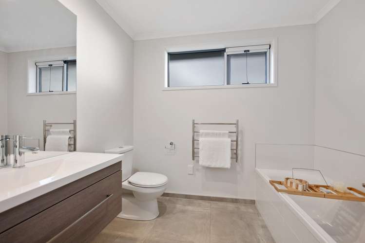 72 Harris Drive Silverdale_22