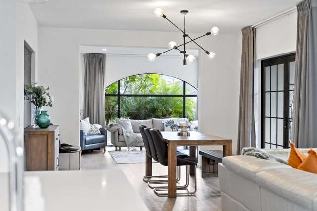 Coastal Family Living Without Compromise