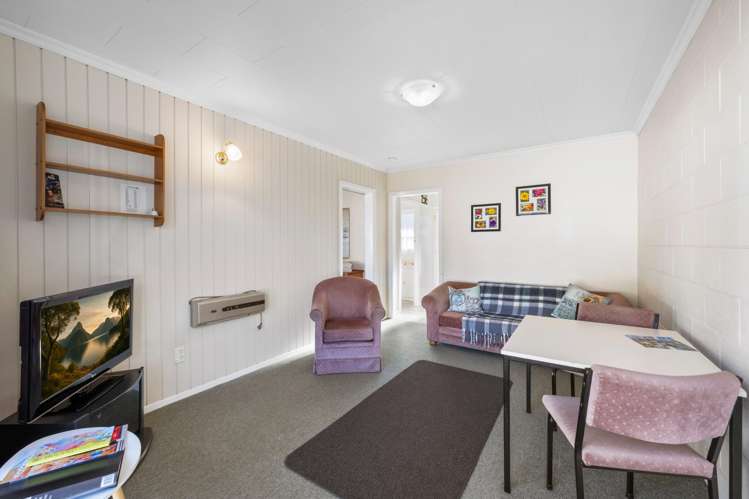 26-28 Waikawa Road Picton_21