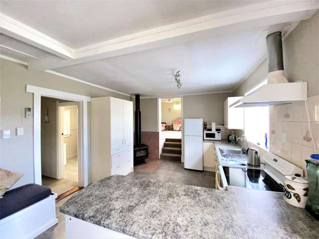 22 Trotter Avenue Waiomu_1