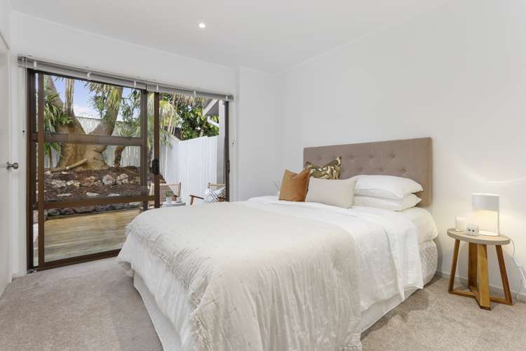 2/1 Burns Avenue Takapuna_11