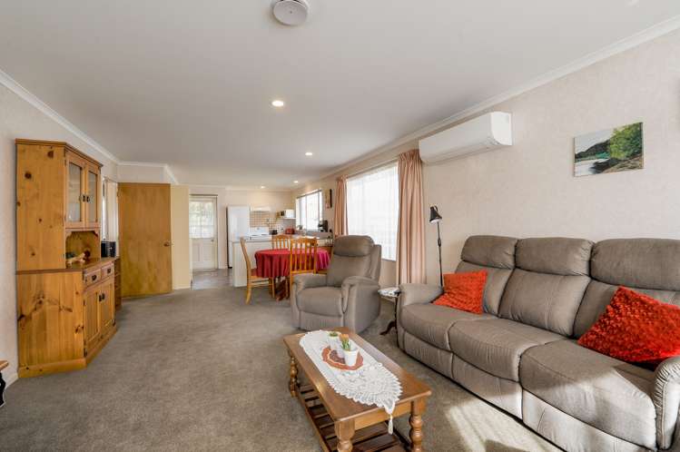 37d Eastbourne Street Caversham_4
