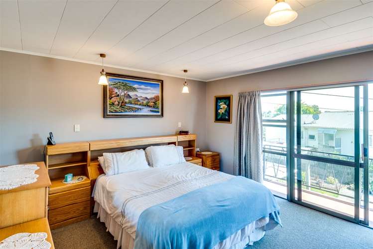 208 Caroline Place Mayfair_12