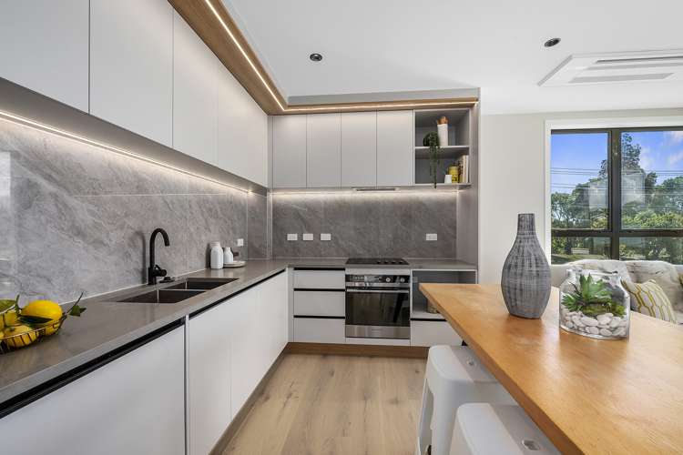 1/12 Burns Avenue Takapuna_5