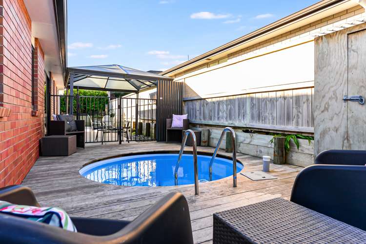 11 Blackwood Crescent Glenview_5