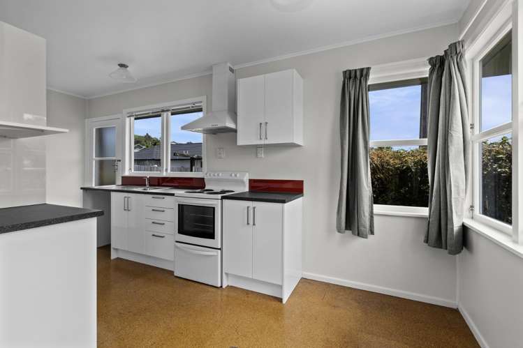 B/70A Tawa Street 1107_9