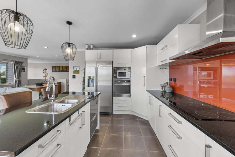 36 Cape Vista Crescent Pukekohe_2