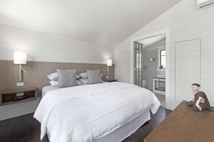 20 Seabreeze Road Narrow Neck_32