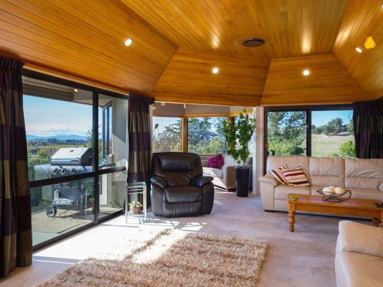 38 Elisha Drive Witherlea_10