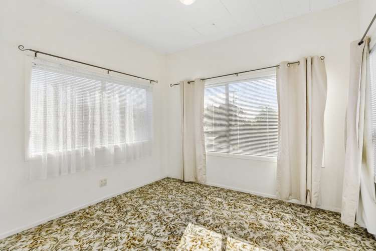 107 Third View Avenue Beachlands_13