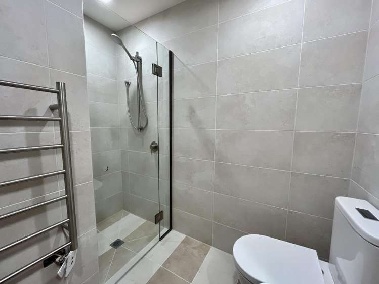 6/37 Diamond Avenue 10222_11