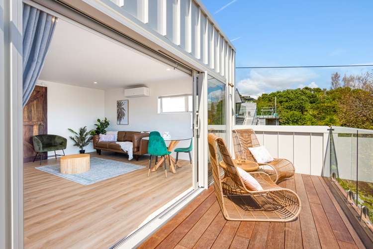 27a Beach Road Manly_16