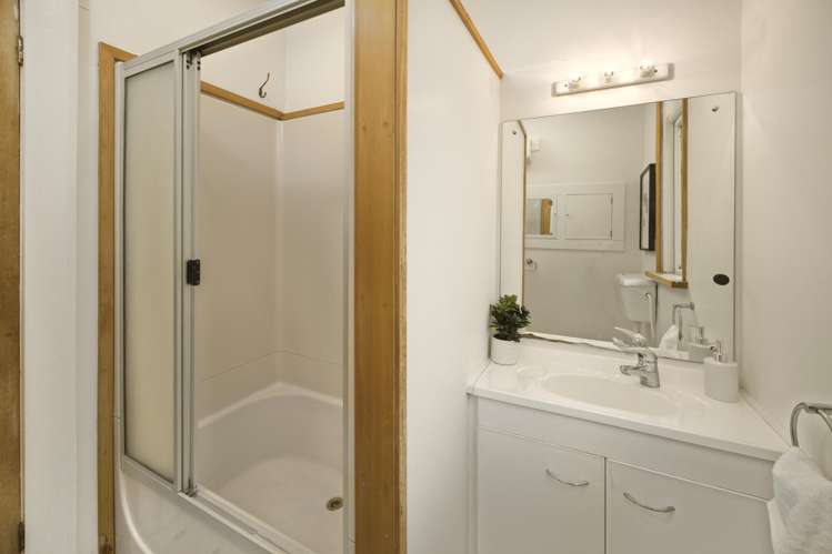 28 Bernard Street Kenmure_15