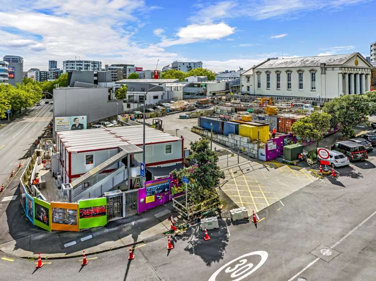 17-27 Beresford Square Auckland Central_1