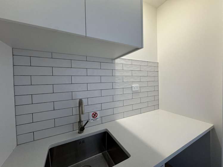 202e Henwood Road Westgate_14